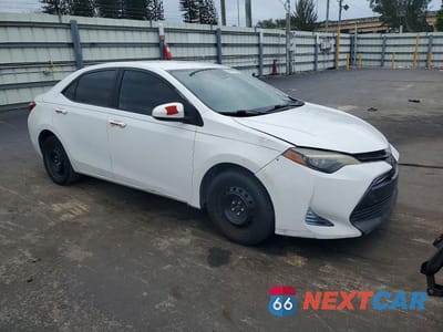 Czwarte zdjęcie samochodu z boku: 2017 TOYOTA COROLLA LE VIN:5YFBURHE4HP697692 - miniatura