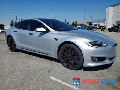 Czwarte zdjęcie samochodu z boku: 2017 TESLA MODEL S VIN:5YJSA1E16HF196150 - miniatura