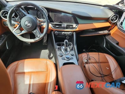 Zdjęcie 8 z 12 samochodu: 2020 ALFA ROMEO GIULIA VIN:ZARFANAN1L7630125 - miniatura