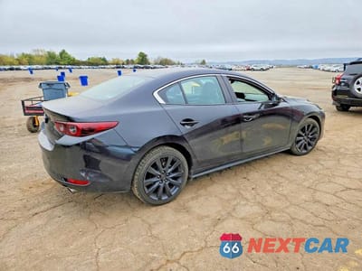 Trzecie zdjęcie samochodu z tyłu: 2024 MAZDA 3 SELECT SPORT VIN:3MZBPABM5RM407328 - miniatura