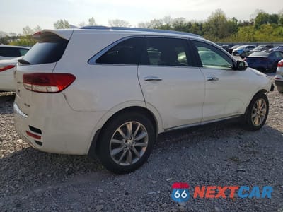 Trzecie zdjęcie samochodu z tyłu: 2016 KIA SORENTO SX LIMITED V6 VIN:5XYPKDA50GG137826 - miniatura
