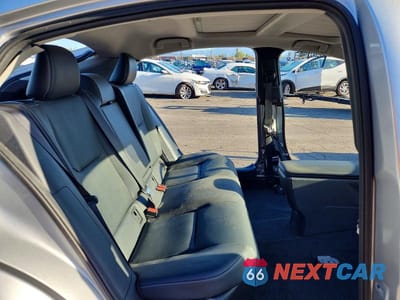 Zdjęcie 10 z 12 samochodu: 2025 TOYOTA PRIUS LIMITED VIN:JTDACAAU3S3058298 - miniatura