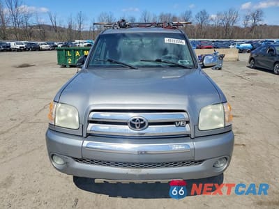 Piąte zdjęcie samochodu w środku: 2004 TOYOTA TUNDRA DOUBLE CAB SR5 VIN:5TBDT44114S462338 - miniatura