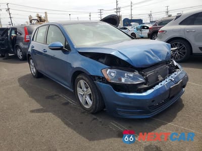 Czwarte zdjęcie samochodu z boku: 2017 VOLKSWAGEN GOLF S VIN:3VW117AU2HM074618 - miniatura