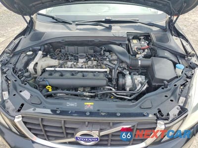 Zdjęcie 12 z 13 samochodu: 2010 VOLVO XC60 T6 VIN:YV4992DZ5A2085115 - miniatura