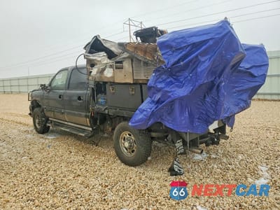 Drugie zdjęcie samochodu z przodu: 2003 CHEVROLET SILVERADO UTILITY / SERVICE TRUCK VIN:1GCHK23UX3F147077 - miniatura