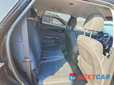 Zdjęcie 11 z 13 samochodu: 2019 KIA SORENTO L VIN:5XYPG4A33KG578066 - miniatura