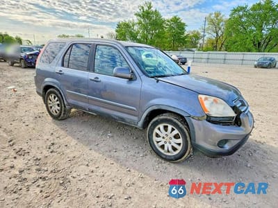 Czwarte zdjęcie samochodu z boku: 2005 HONDA CR-V SE VIN:JHLRD78935C024485 - miniatura