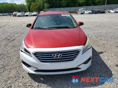 Piąte zdjęcie samochodu w środku: 2017 HYUNDAI SONATA SE VIN:5NPE24AF7HH515330 - miniatura