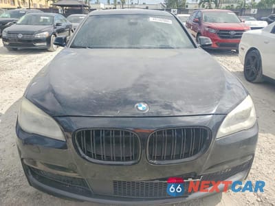 Piąte zdjęcie samochodu w środku: 2013 BMW 750 LI VIN:WBAYE8C51DD132853 - miniatura