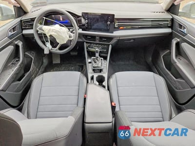 Zdjęcie 8 z 13 samochodu: 2026 VOLKSWAGEN JETTA VIN:3VW7W7BU8TM050052 - miniatura