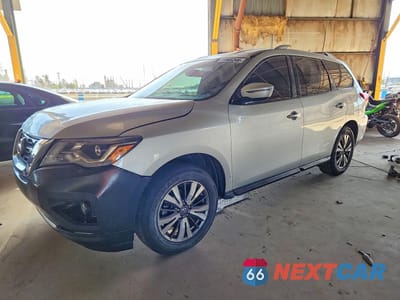 2018 NISSAN PATHFINDER SV 5N1DR2MM0JC625946 - główne zdjęcie licytacji z USA - miniatura
