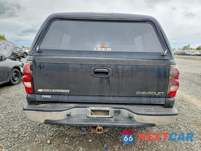 Zdjęcie 6 z 12 samochodu: 2004 CHEVROLET SILVERADO K1500 VIN:2GCEK19T641253546 - miniatura