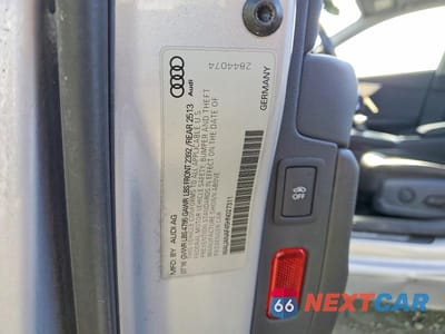 Zdjęcie 12 z 12 samochodu: 2017 AUDI A4 PREMIUM VIN:WAUANAF45HN027311 - miniatura