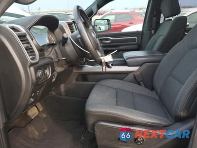 Zdjęcie 7 z 12 samochodu: 2020 RAM 1500 BIG HORN VIN:1C6SRFFT2LN381254 - miniatura
