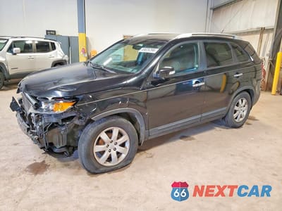 2013 KIA SORENTO 5XYKTDA27DG412021 - główne zdjęcie licytacji z USA - miniatura