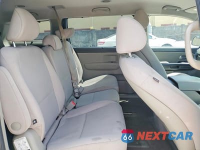 Zdjęcie 11 z 13 samochodu: 2016 KIA SEDONA LX VIN:KNDMB5C17G6198838 - miniatura