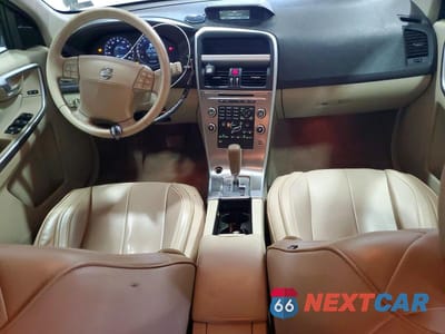 Zdjęcie 8 z 13 samochodu: 2010 VOLVO XC60 3.2 VIN:YV4982DZ6A2051199 - miniatura
