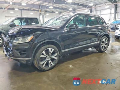 2017 VOLKSWAGEN TOUAREG WOLFSBURG WVGRF7BP5HD006143 - główne zdjęcie licytacji z USA - miniatura