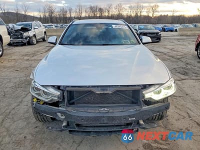 Piąte zdjęcie samochodu w środku: 2017 BMW 328 D XDRIVE VIN:WBA8J1C35HA018587 - miniatura