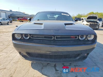 Piąte zdjęcie samochodu w środku: 2017 DODGE CHALLENGER R VIN:2C3CDZBT5HH666411 - miniatura