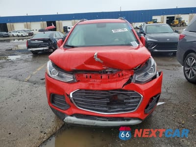 Piąte zdjęcie samochodu w środku: 2020 CHEVROLET TRAX 1LT VIN:KL7CJLSB8LB340514 - miniatura