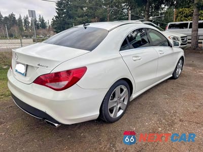 Czwarte zdjęcie samochodu z boku: 2015 MERCEDES-BENZ CLA 250 4MATIC VIN:WDDSJ4GB4FN196109 - miniatura