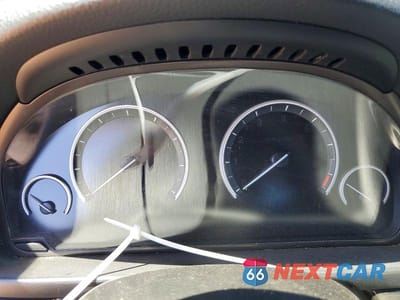 Zdjęcie 9 z 12 samochodu: 2013 BMW 535 I VIN:WBAFR7C52DC829511 - miniatura