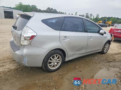 Trzecie zdjęcie samochodu z tyłu: 2012 TOYOTA PRIUS V VIN:JTDZN3EU5C3180701 - miniatura