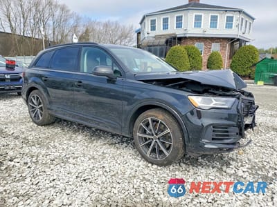 Czwarte zdjęcie samochodu z boku: 2022 AUDI Q7 PRESTIGE VIN:WA1VXBF77ND014263 - miniatura