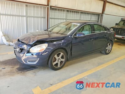 2013 VOLVO S60 T5 YV1612FS7D2180898 - główne zdjęcie licytacji z USA - miniatura