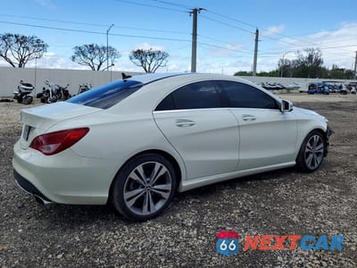 Trzecie zdjęcie samochodu z tyłu: 2016 MERCEDES-BENZ CLA 250 VIN:WDDSJ4EB0GN377650 - miniatura