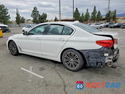 Drugie zdjęcie samochodu z przodu: 2019 BMW 530 I VIN:WBAJA5C5XKWW01080 - miniatura