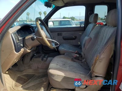 Zdjęcie 7 z 12 samochodu: 1999 TOYOTA TACOMA BASE VIN:4TAVL52N2XZ495046 - miniatura