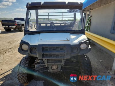 Piąte zdjęcie samochodu w środku: 2023 KAWASAKI KAF820 VIN:JKBAFSF1XPB513646 - miniatura