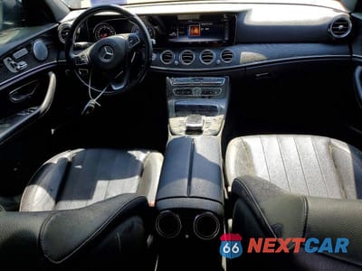 Zdjęcie 8 z 11 samochodu: 2017 MERCEDES-BENZ E 300 VIN:WDDZF4JB6HA011125 - miniatura