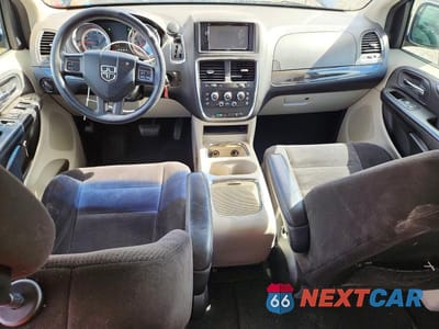 Zdjęcie 8 z 14 samochodu: 2014 DODGE GRAND CARAVAN SXT VIN:2C4RDGCG5ER262042 - miniatura