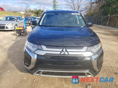 Piąte zdjęcie samochodu w środku: 2020 MITSUBISHI OUTLANDER SE VIN:JA4AD3A38LZ028349 - miniatura