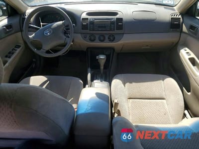 Zdjęcie 8 z 12 samochodu: 2004 TOYOTA CAMRY VIN:4T1BE32KX3U152631 - miniatura