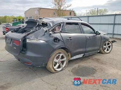 Trzecie zdjęcie samochodu z tyłu: 2018 JAGUAR F-PACE PREMIUM VIN:SADCJ2GX5JA237012 - miniatura