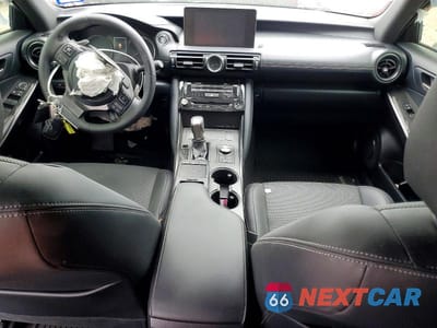 Zdjęcie 8 z 12 samochodu: 2025 LEXUS IS 350 F SPORT DESIGN VIN:JTHBZ1B28S5084253 - miniatura