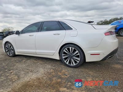 Drugie zdjęcie samochodu z przodu: 2019 LINCOLN MKZ RESERVE II VIN:3LN6L5F92KR602630 - miniatura