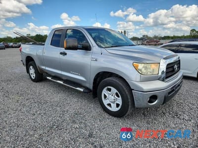 Czwarte zdjęcie samochodu z boku: 2008 TOYOTA TUNDRA SR5 VIN:5TFRV54188X038765 - miniatura