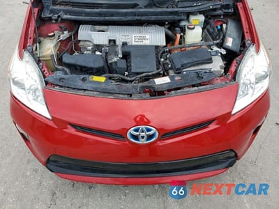 Zdjęcie 11 z 12 samochodu: 2015 TOYOTA PRIUS TWO VIN:JTDKN3DU1F1915533 - miniatura