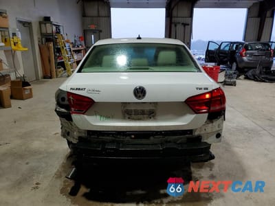 Zdjęcie 6 z 12 samochodu: 2015 VOLKSWAGEN PASSAT SE VIN:1VWBS7A30FC028762 - miniatura
