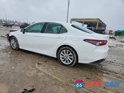 Drugie zdjęcie samochodu z przodu: 2022 TOYOTA CAMRY LE VIN:4T1C11AK2NU060079 - miniatura