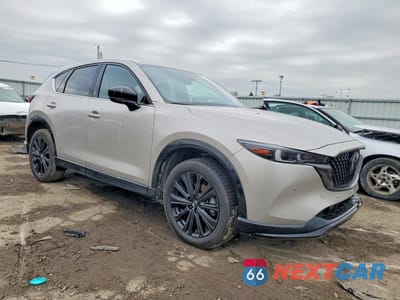 Czwarte zdjęcie samochodu z boku: 2025 MAZDA CX-5 PREMIUM VIN:JM3KFBDY6S0538585 - miniatura