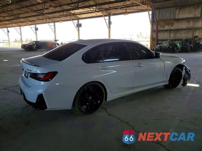 Trzecie zdjęcie samochodu z tyłu: 2025 BMW M340XI VIN:3MW69FT08S8F83647 - miniatura