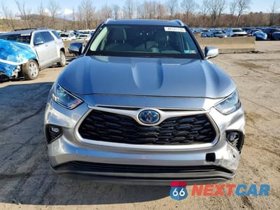 Piąte zdjęcie samochodu w środku: 2023 TOYOTA HIGHLANDER HYBRID XLE VIN:5TDKBRCH3PS119452 - miniatura
