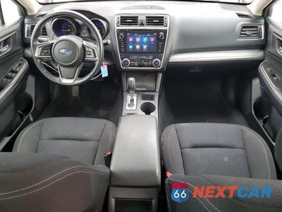 Zdjęcie 8 z 12 samochodu: 2018 SUBARU LEGACY 2.5I PREMIUM VIN:4S3BNAH66J3023095 - miniatura